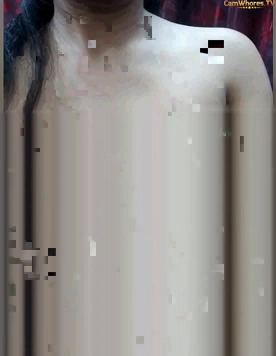 Nia_09 7 pee