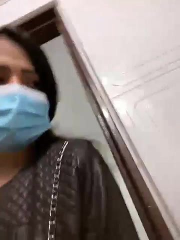 Sara_fun (7) huge squirting in hotel toilet