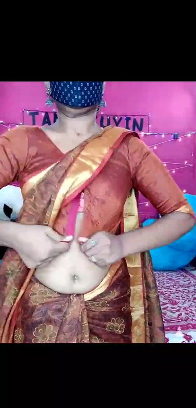 Tamilkuyin 5 boobs