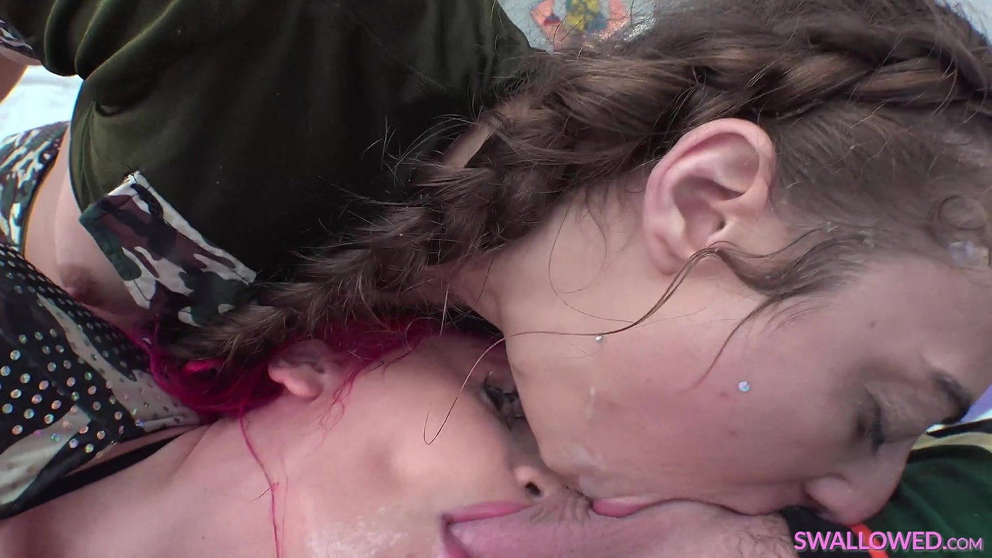 Lily Lou & Gia Derza – Lily and GiaGÇÖs Guzzling Goals