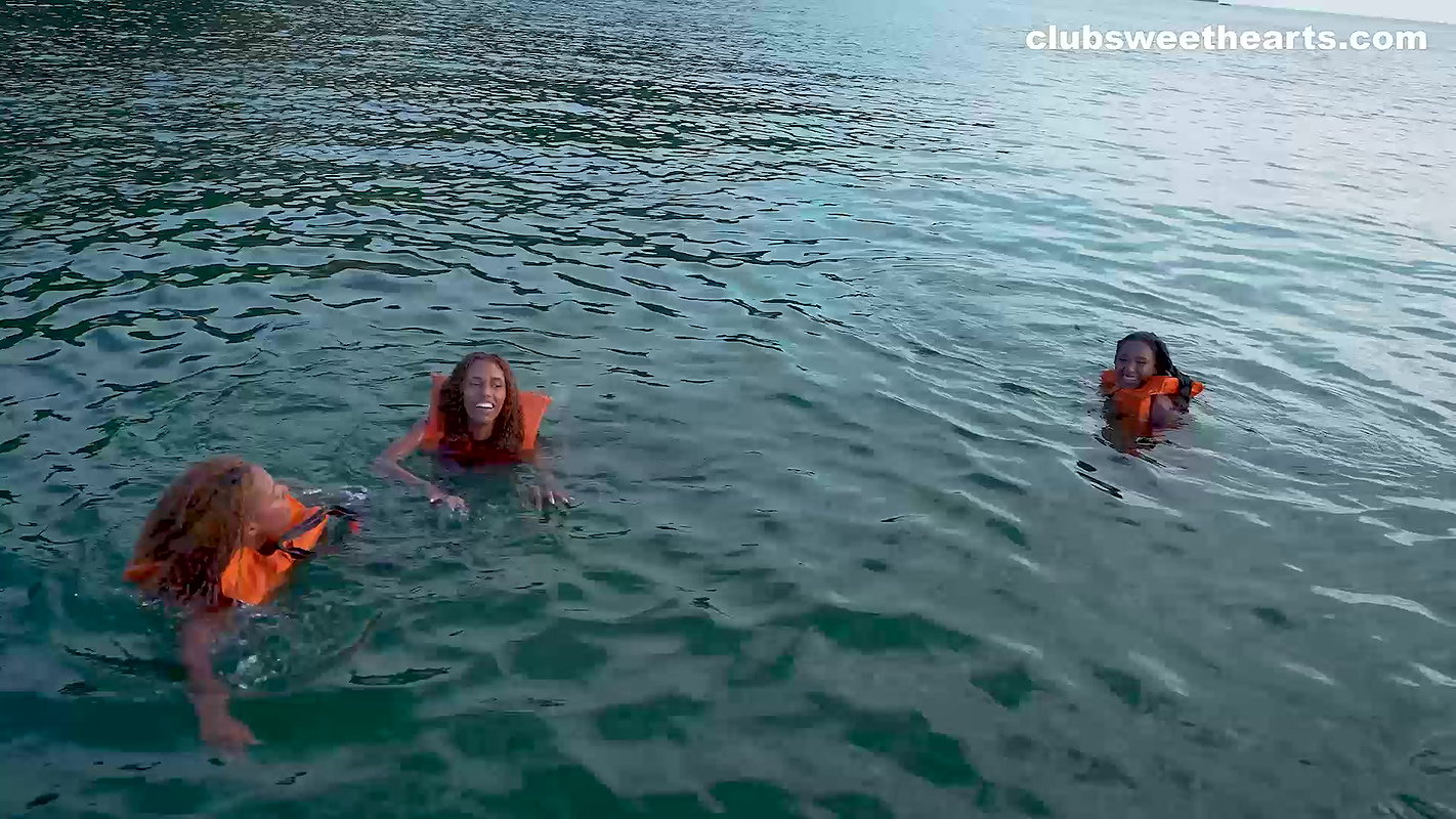 Rebeca Villar, Luna Crystal, Jasminy Villar & Briane Cristina – Too Hot To Handle