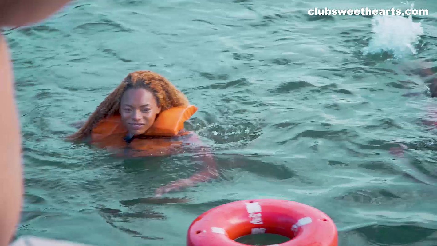 Rebeca Villar, Luna Crystal, Jasminy Villar & Briane Cristina – Too Hot To Handle