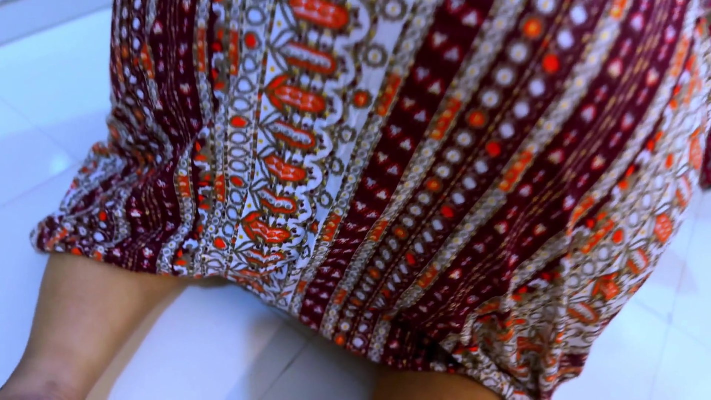 Beautiful Egypt Hot Stepmom Stuck Inside Table Now She Want Rough Anal From Me!