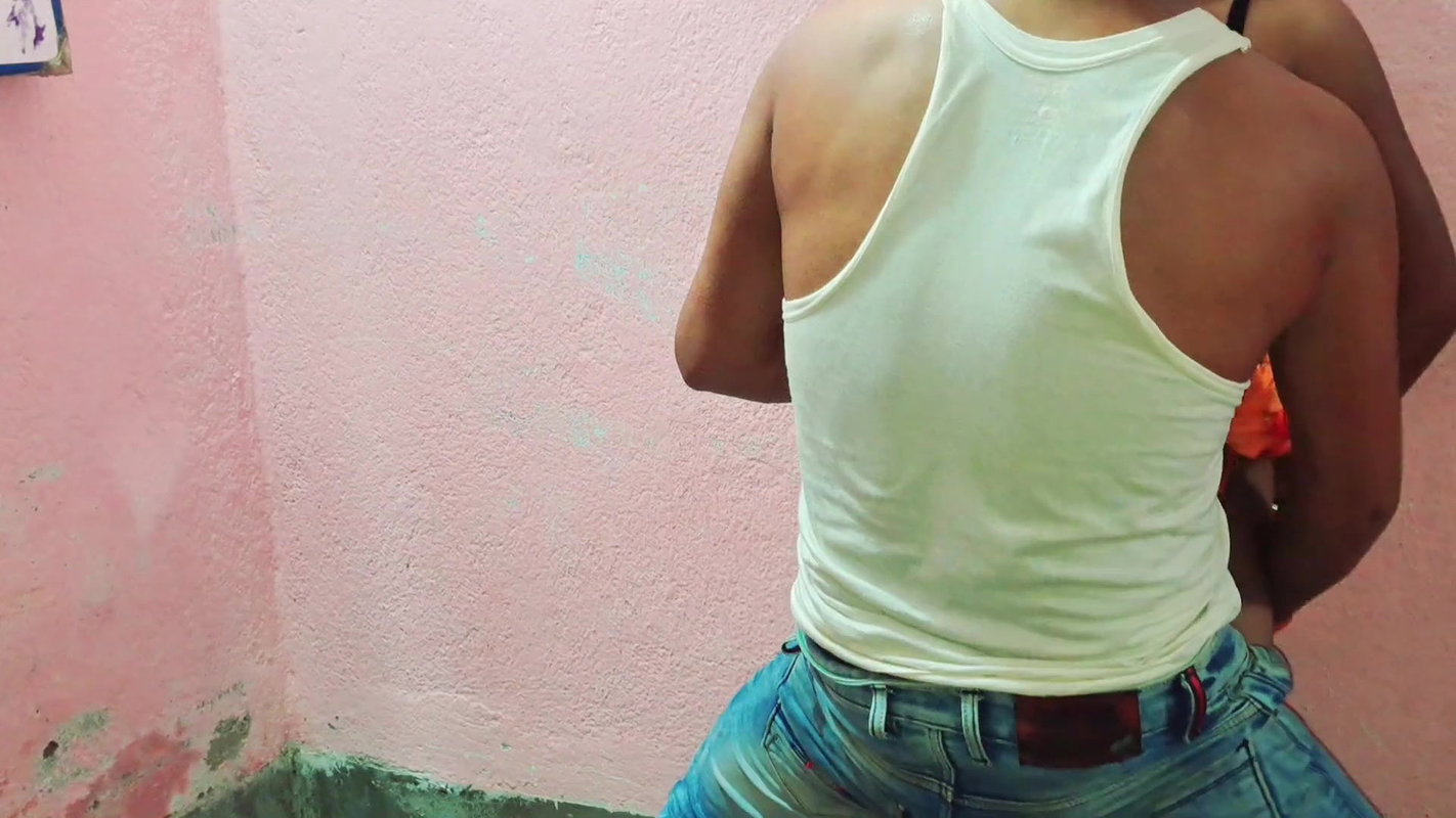 Beautiful Wifi Fucking with Out Condom Delivery Boys