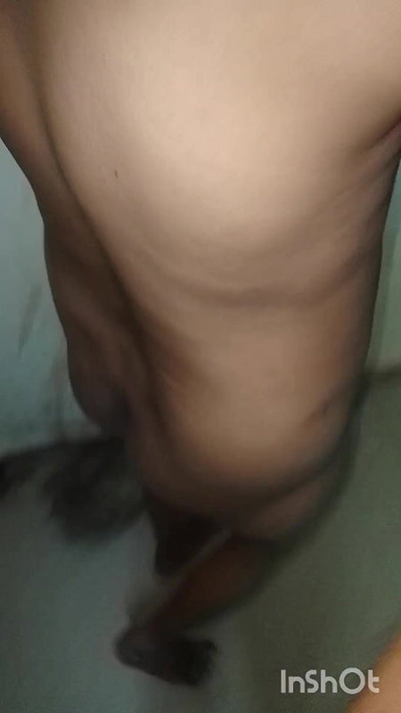 Delhi Bhabhi Gets a Chance to Meet and Leave