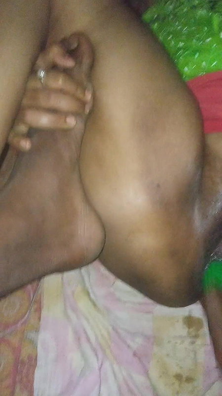 Desi Bengali Boudi or Bhabhi Oil Bottal Fuck. She Is Squirting Many Time