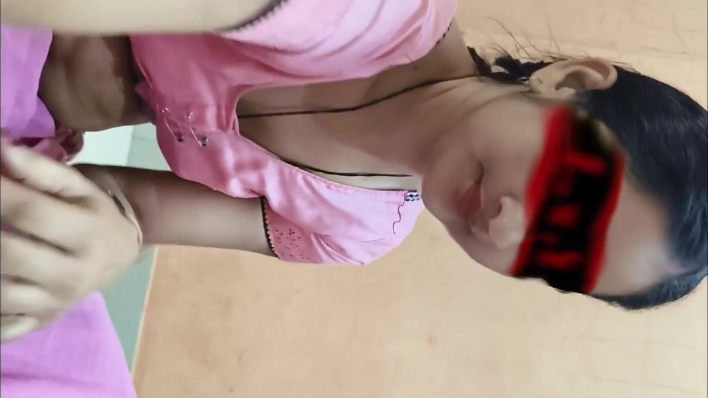 My Cute Stepbrother Share Her Bedroom with Me, I Gave Him Cowgirl Riding Sex