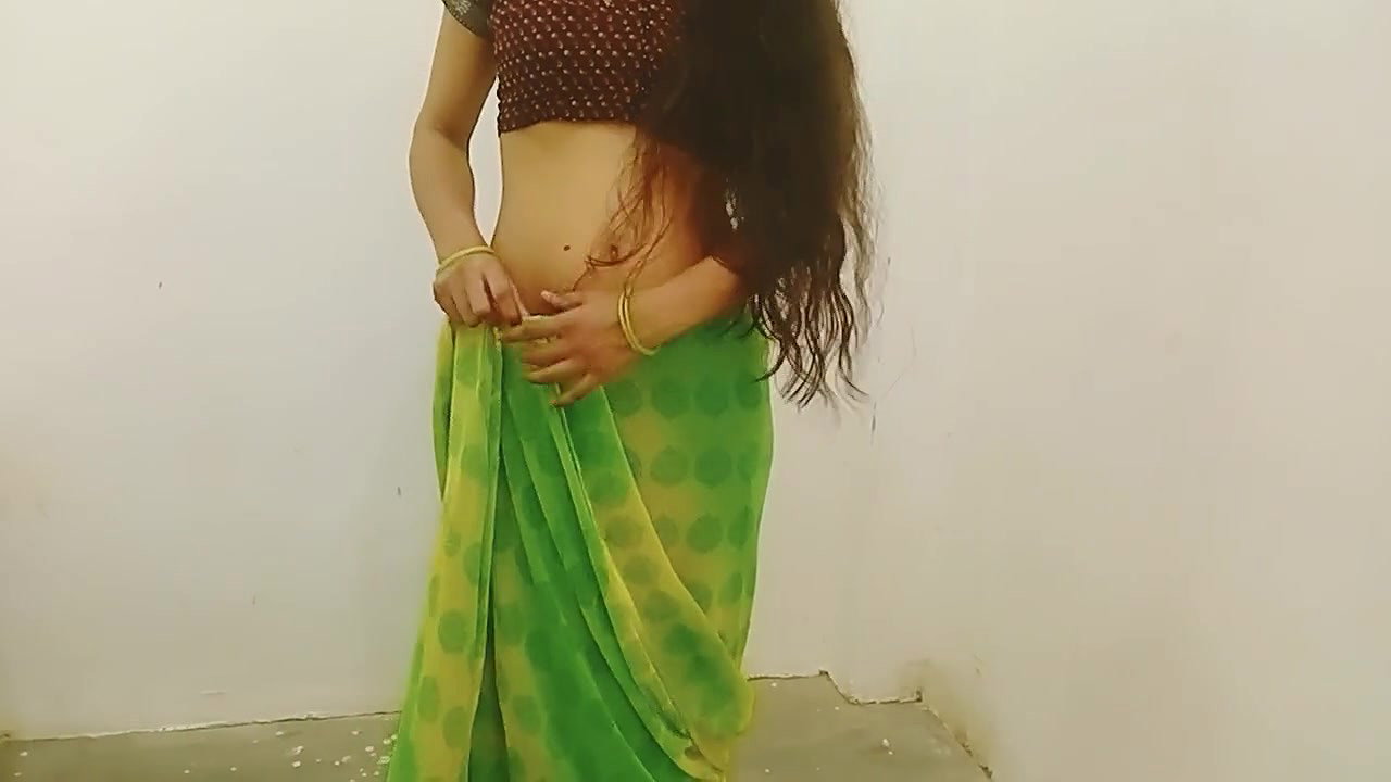 Your Priya Bhabhi Changing Clothes Front Her Devar