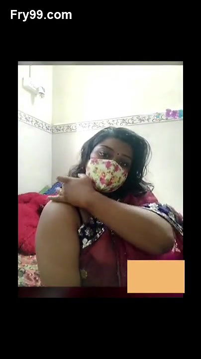 Big boobs bhabi live on can with saree