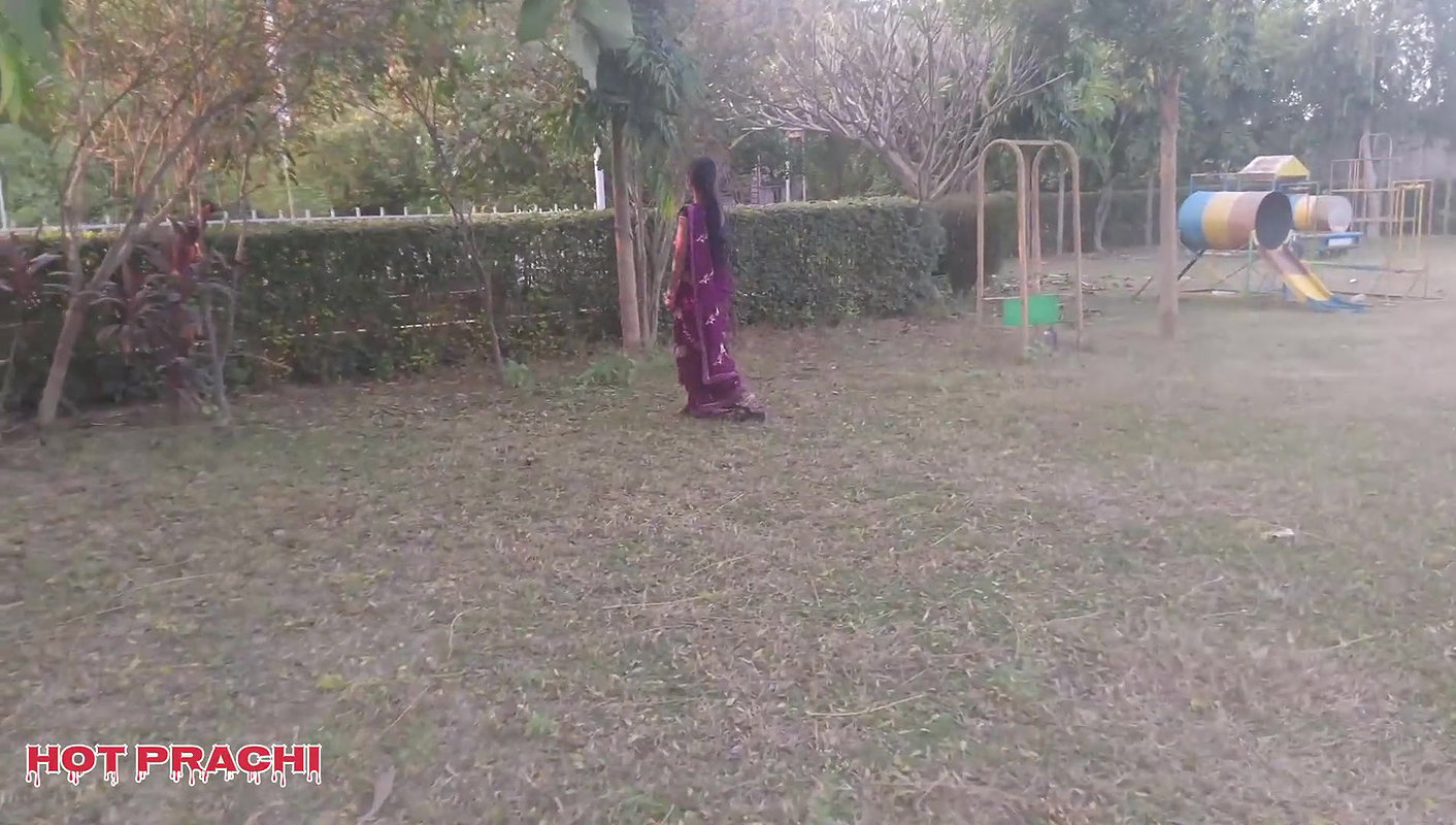 Desi Village Bhabhi Fuck in Jungle at Evening