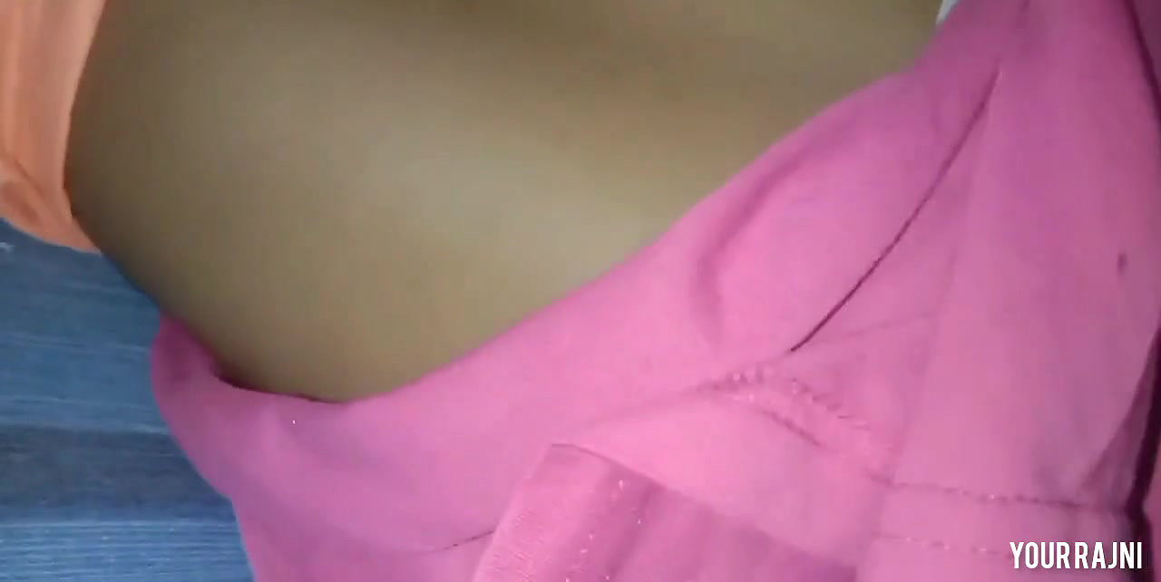 Indian Desi panjabi aunty hot fuck in boy badroom hindi audio video.sone ka bhana banakar masti kar rhi h your Rajni tod.