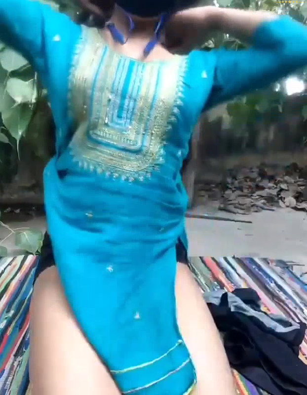 Wildbabes 7 outdoor dildo riding fuck1