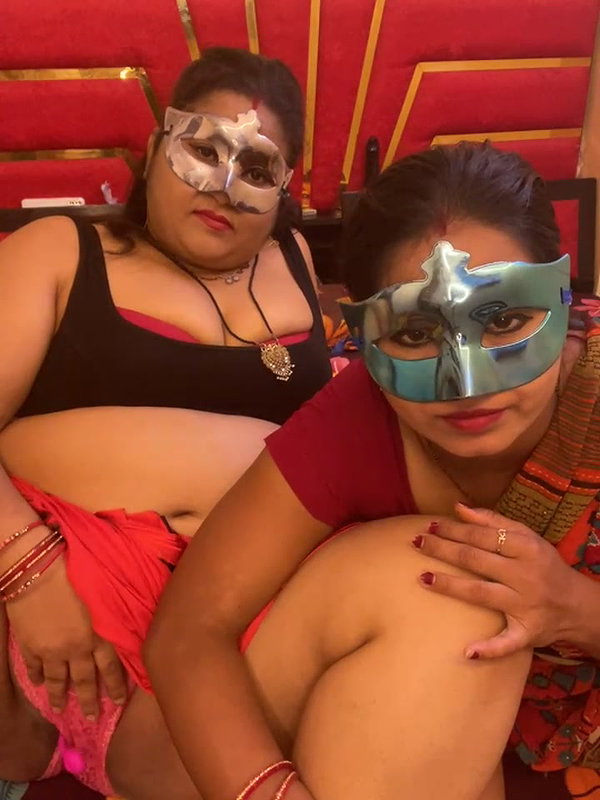 Silk_honey 16 both milf show boobs1