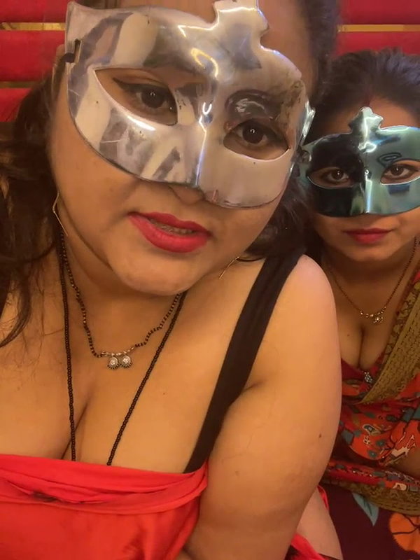 Silk_honey 16 both milf show boobs1