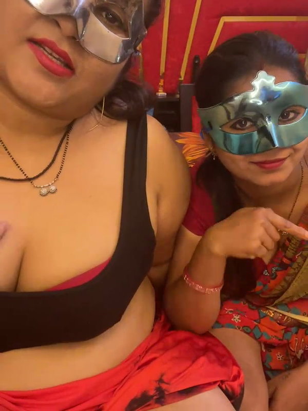 Silk_honey 16 both milf show boobs1