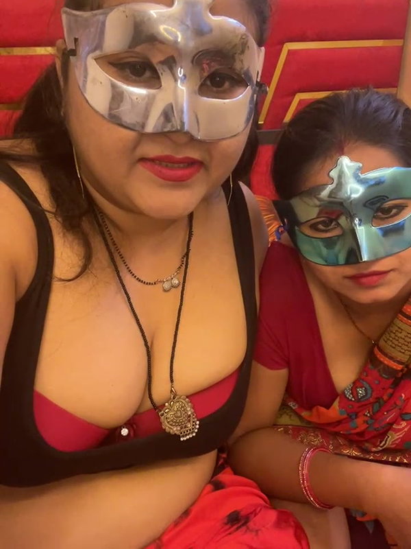 Silk_honey 16 both milf show boobs1