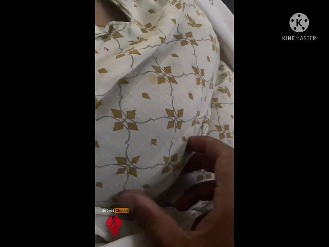 Indian girl fondles Her Hot boobs and nipples with Hindi audio.