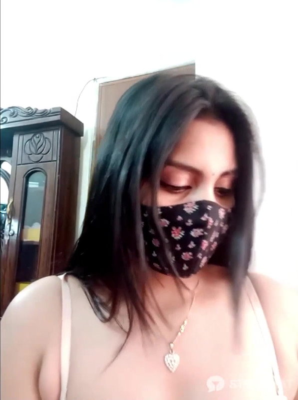 Beautiful_Queen 3 beautiful boobs show