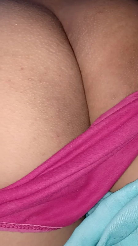 Lesbian show her pretty desi pussy first time.