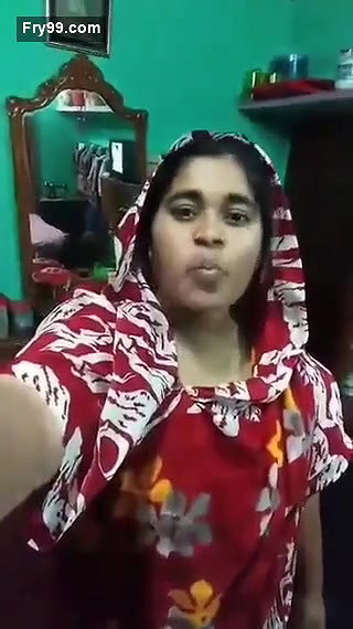 Unsatisfied Married Bhabi Showing Her BigAss And Pussy For Husband