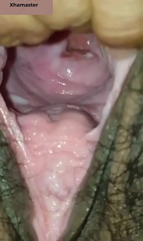 Rajasthani bhabhi pussy closeup.