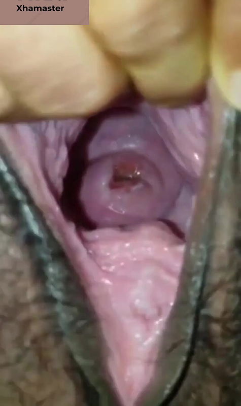 Rajasthani bhabhi pussy closeup.