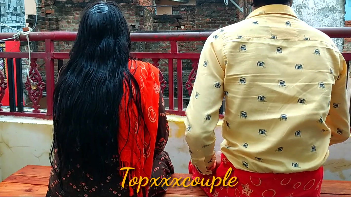 REAL BHABHI fucked by dewar on the table – full scene.