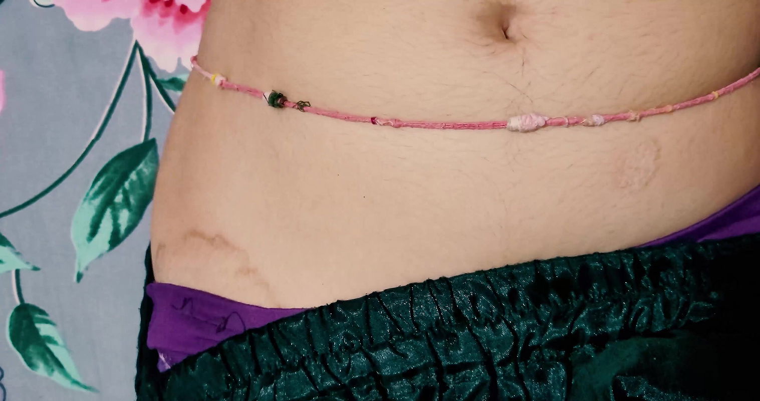 Sote hue bhabhi ko choda part 1 with full dirty gandi wali hindi audio.