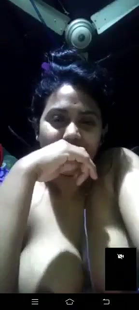 Bigboob Girl Showing on cam