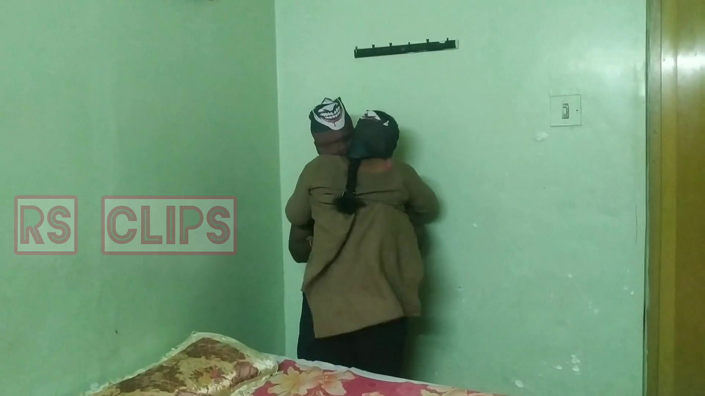 Tamil College Girl sex with boyfriend in class room.