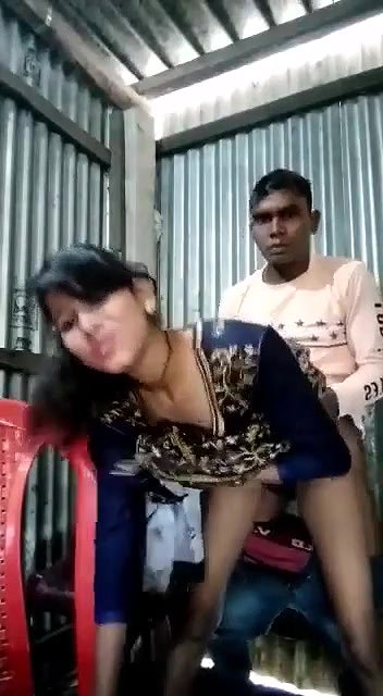 Extremely Cute Young Bengali Girl Painful Stand Fucking with Audio