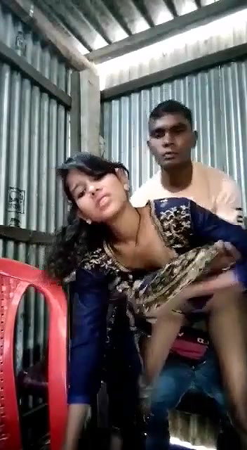 Extremely Cute Young Bengali Girl Painful Stand Fucking with Audio