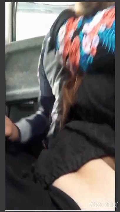 Extremely Cute Paki Girl in Car Hindi Talking