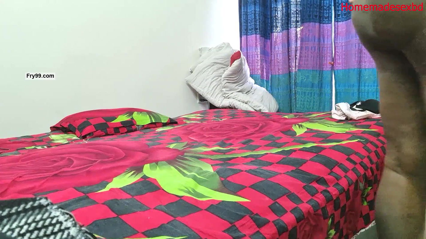 Tonight friend’s wife came to my bed room-Full Video