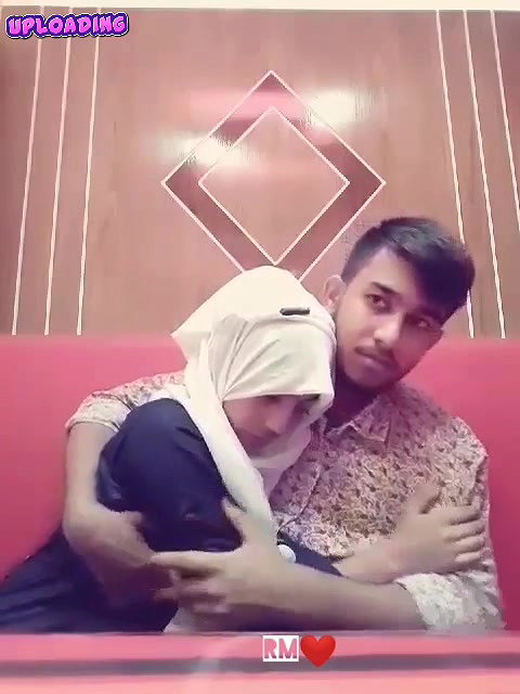 Extremely Cute Bangladeshi Girl Enjoying with BF in Restaurant & her Best Friends Recording Video