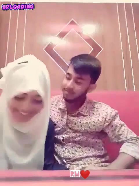 Extremely Cute Bangladeshi Girl Enjoying with BF in Restaurant & her Best Friends Recording Video