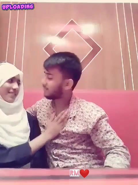 Extremely Cute Bangladeshi Girl Enjoying with BF in Restaurant & her Best Friends Recording Video