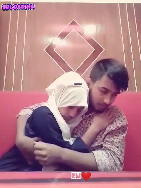 Extremely Cute Bangladeshi Girl Enjoying with BF in Restaurant & her Best Friends Recording Video