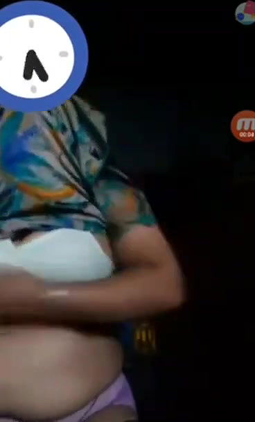 Married Bhabi Showing Lover