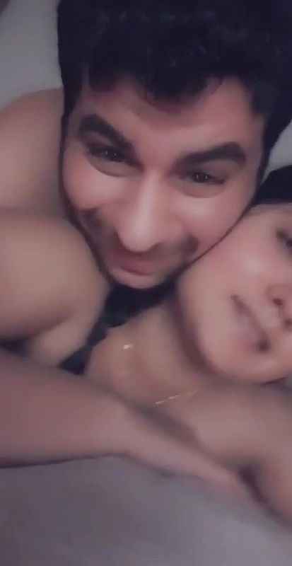 Beautiful Paki Babe Enjoying with Lover