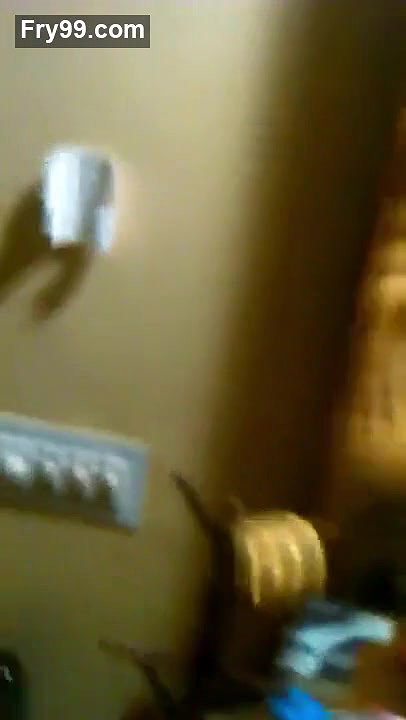 Horny Tamil girl record her Nude Selfie