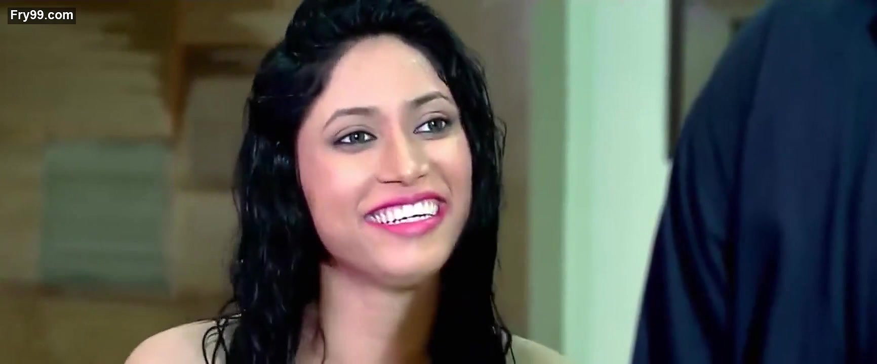 Miss Khiladi The Perfect Player – 2020 – Hindi Hot Web Series – KooKu