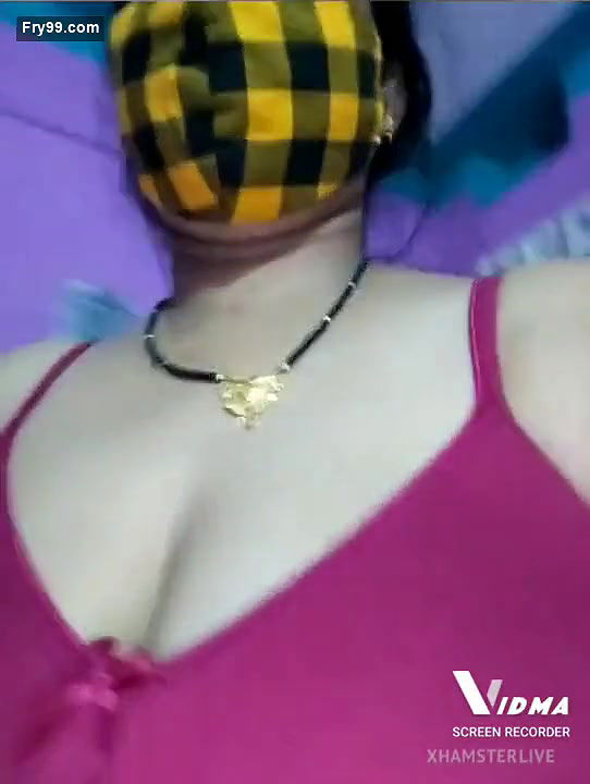 desi cute bhabi serxy pee