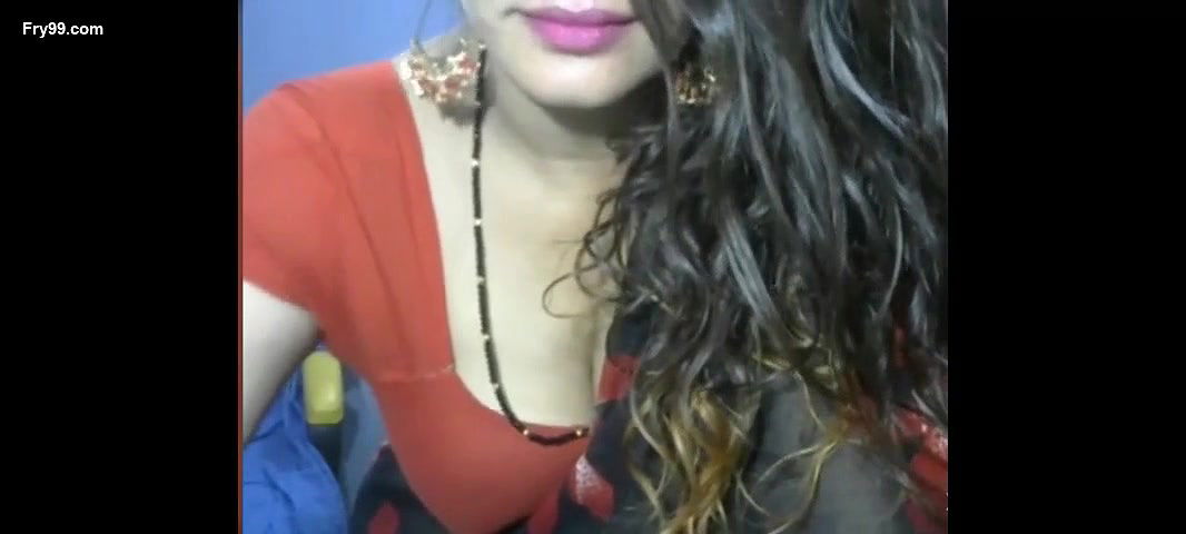 Desi big boobs bhabi on cam
