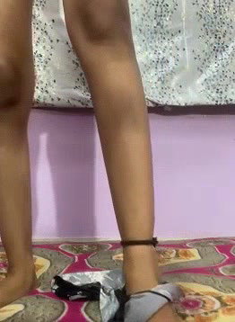 19TEEN_TEEN 21 closeup pussy hole show