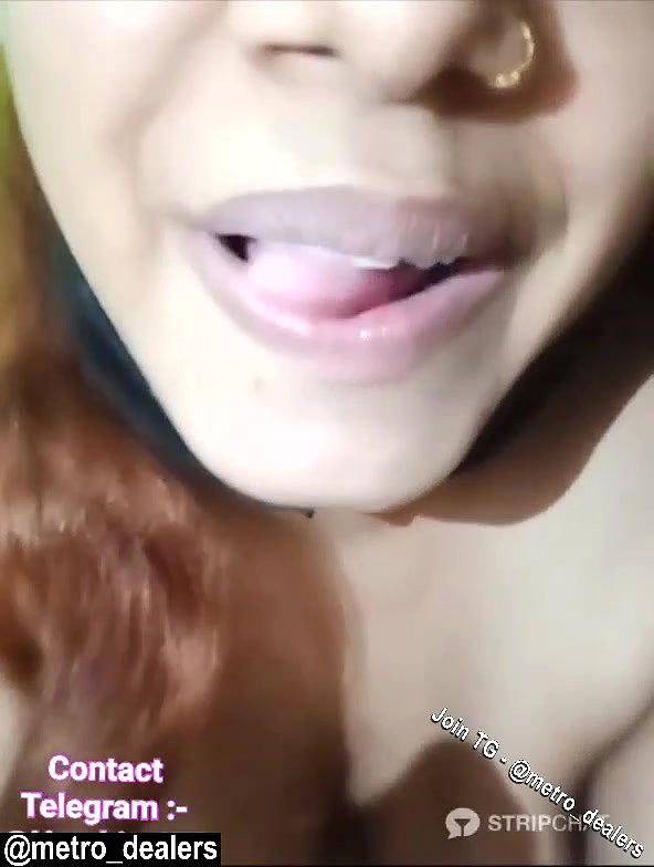 Sushi_Ritu 5 ticket show spreading both holes