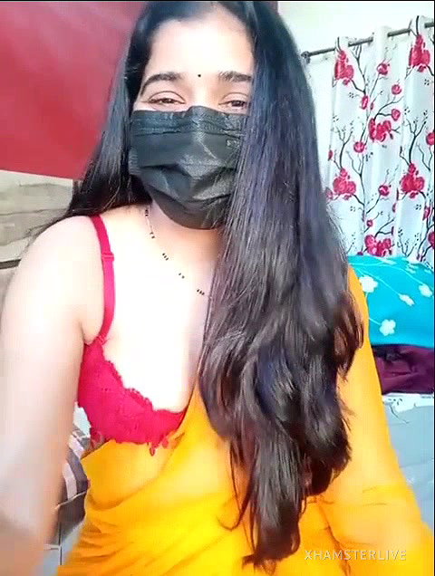 Dreambabee 1 boobs show