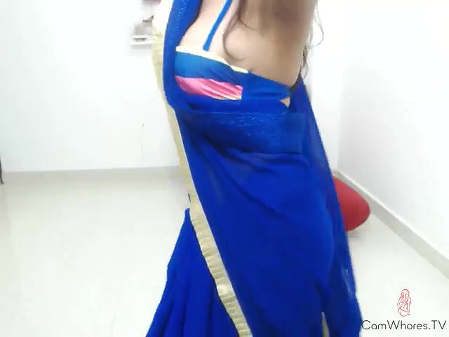 Lisa_love 26 rare face glimpse and closeup pussy hole