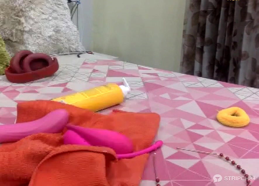 Yourradhika 25 hot pussy rubbing