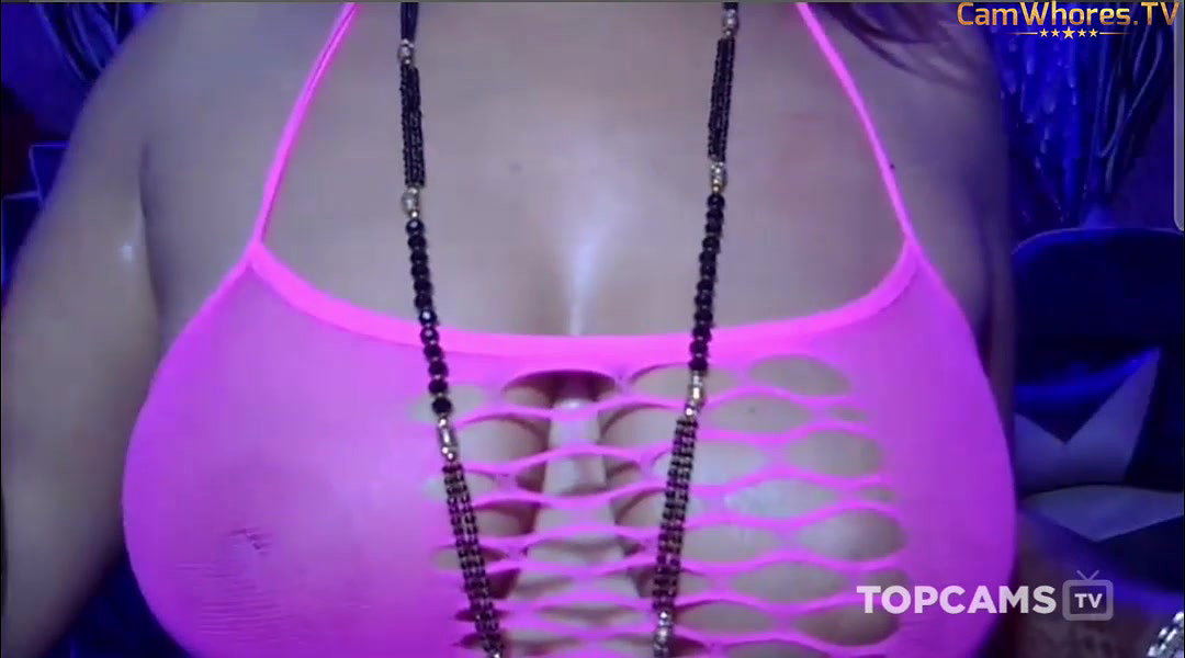 Cutenspicey 9 wow full body oiling